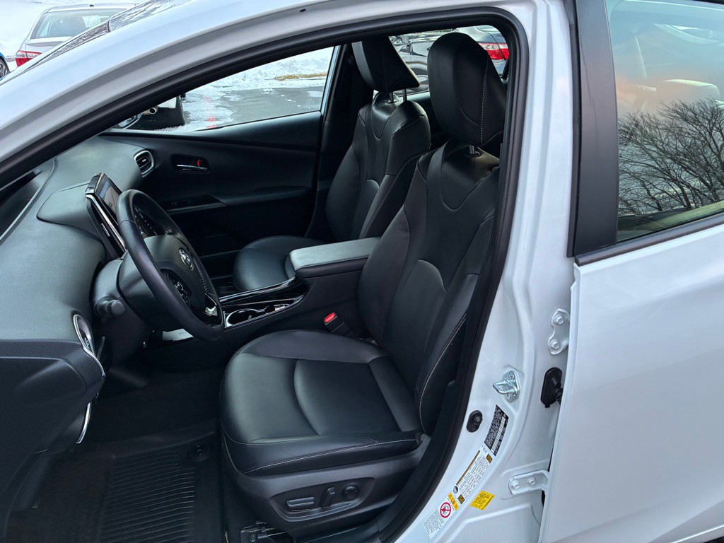 2022 Toyota Prius Image 18