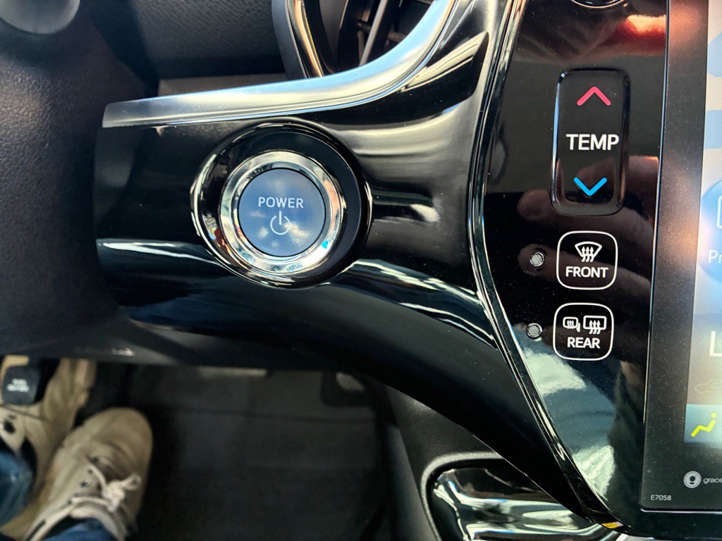 2022 Toyota Prius Image 24