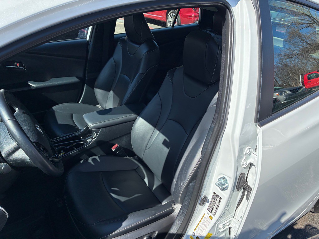 2022 Toyota Prius Image 28
