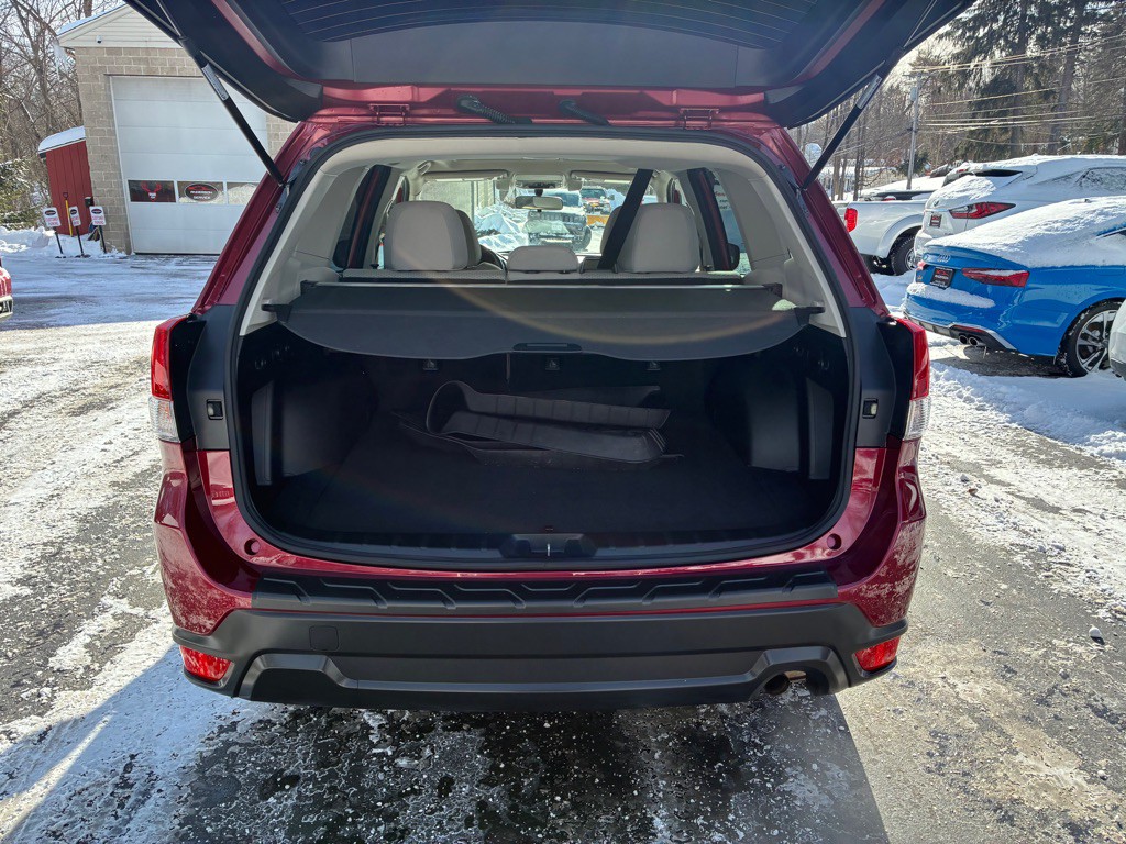 2021 Subaru Forester Image 12