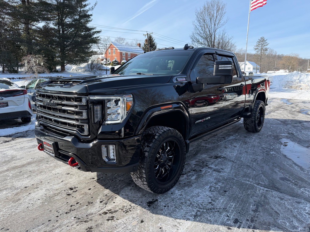 2023 GMC Sierra Image 2