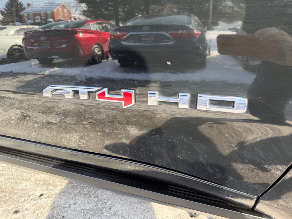 2023 GMC Sierra Image 12