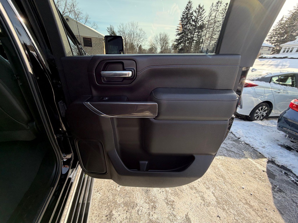 2023 GMC Sierra Image 21