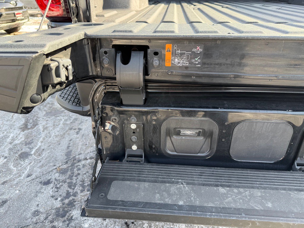 2023 GMC Sierra Image 30