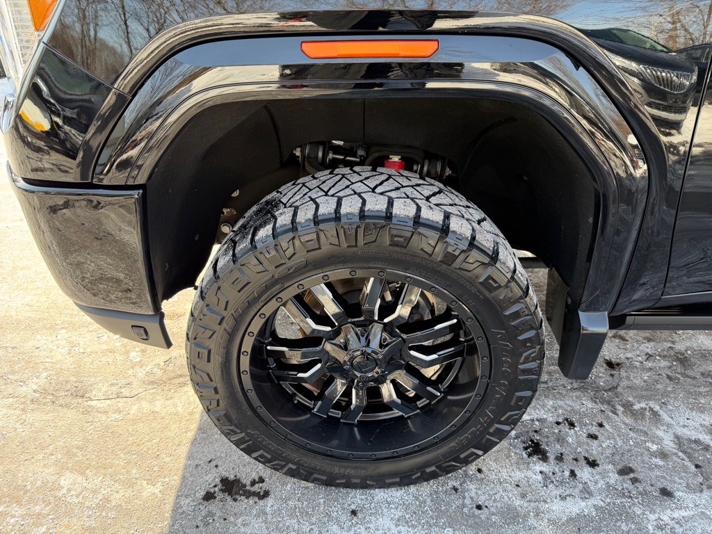 2023 GMC Sierra Image 36