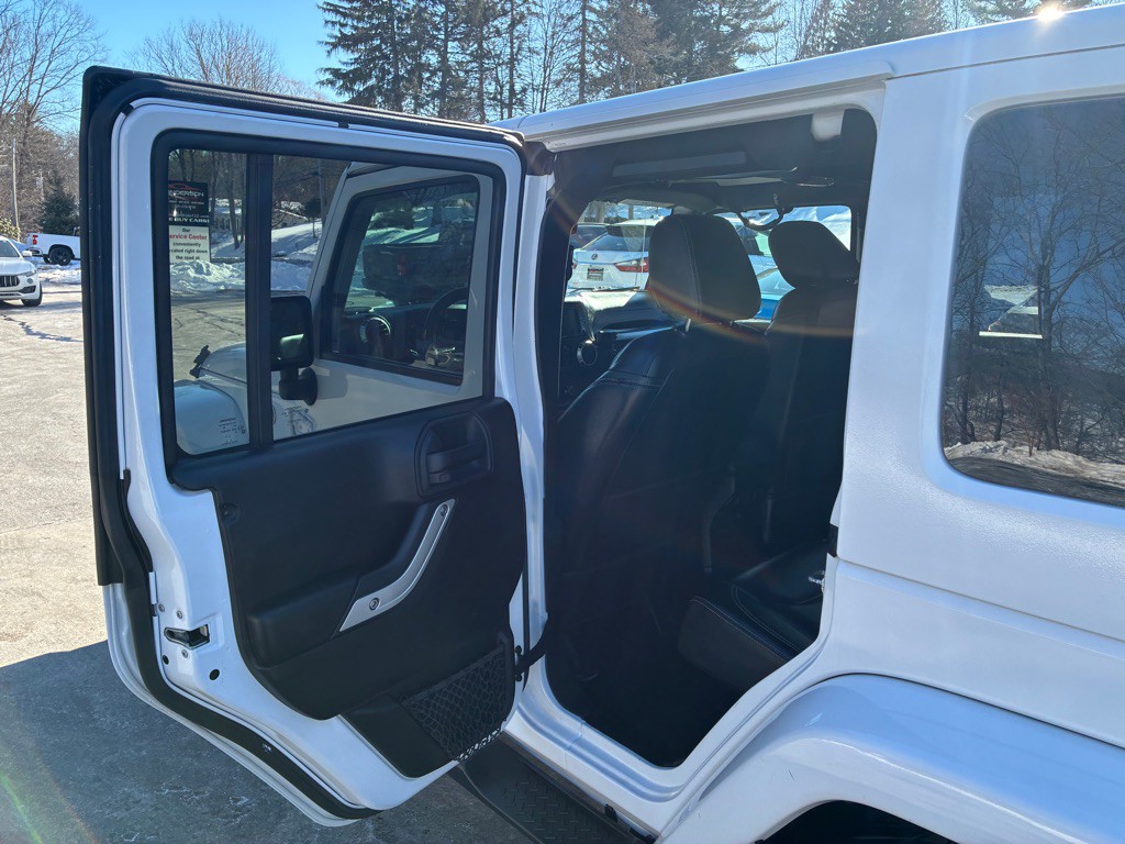 2017 Jeep Wrangler Unlimited Image 14