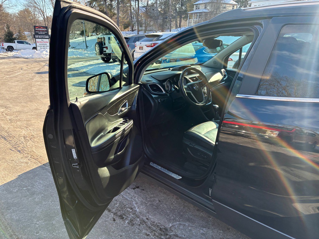 2016 Buick Enclave Image 10