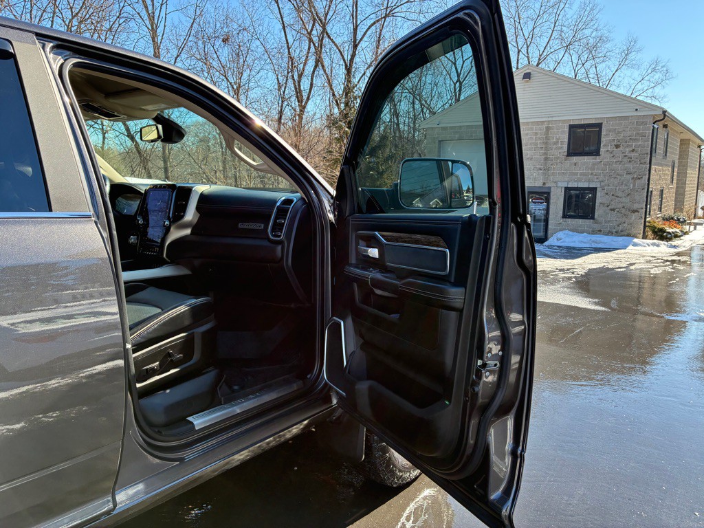 2020 RAM 2500 Image 15