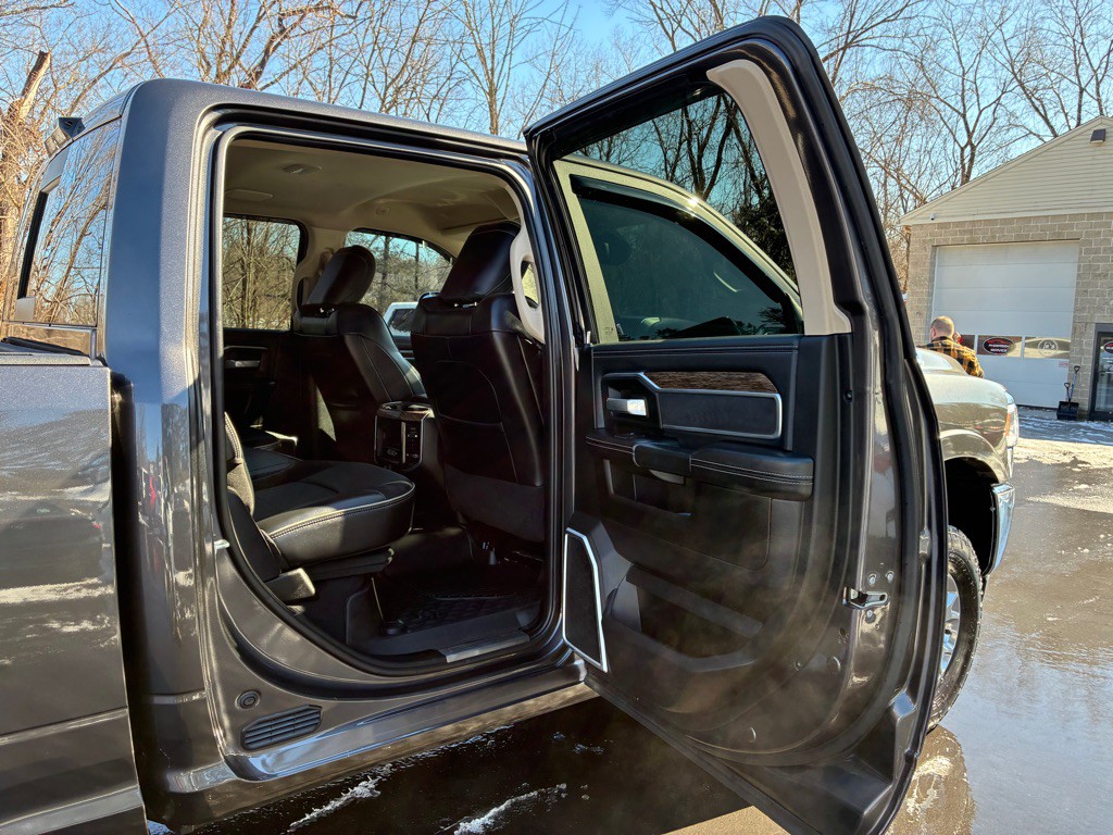 2020 RAM 2500 Image 16