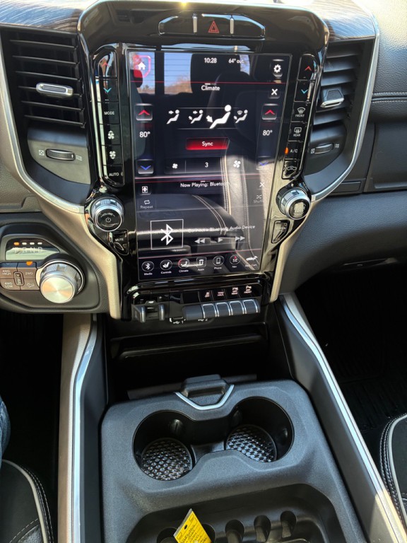 2020 RAM 2500 Image 32