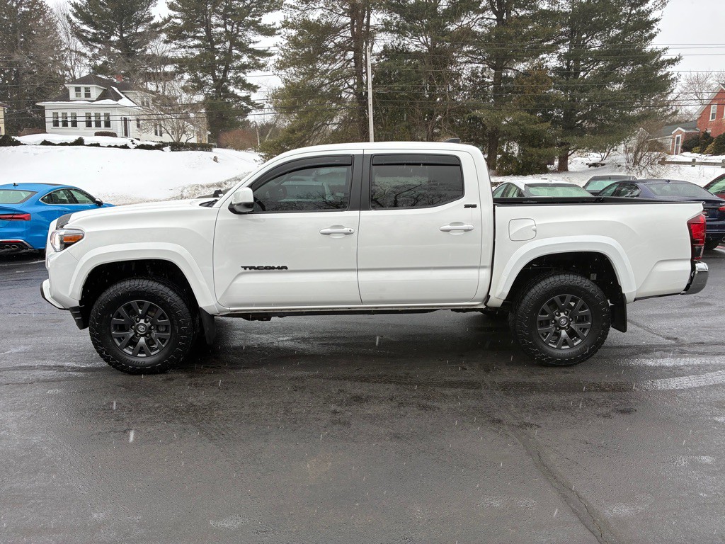 2022 Toyota Tacoma Image 9