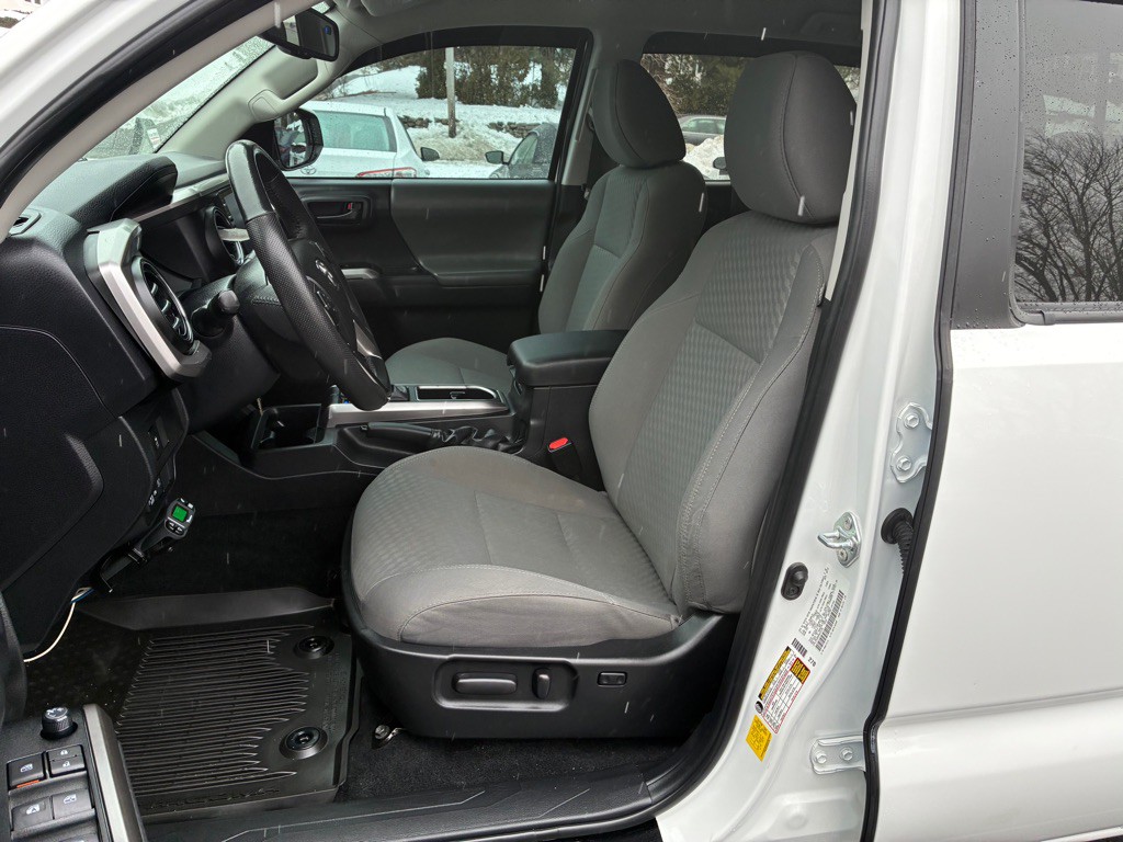 2022 Toyota Tacoma Image 12