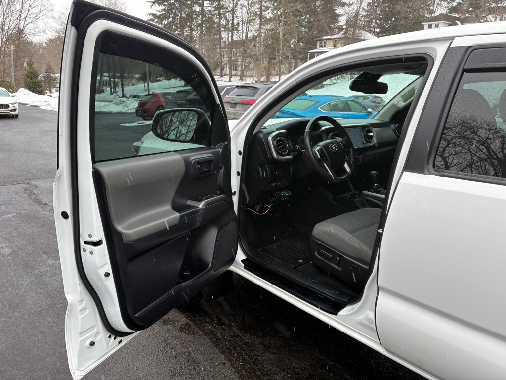 2022 Toyota Tacoma Image 15