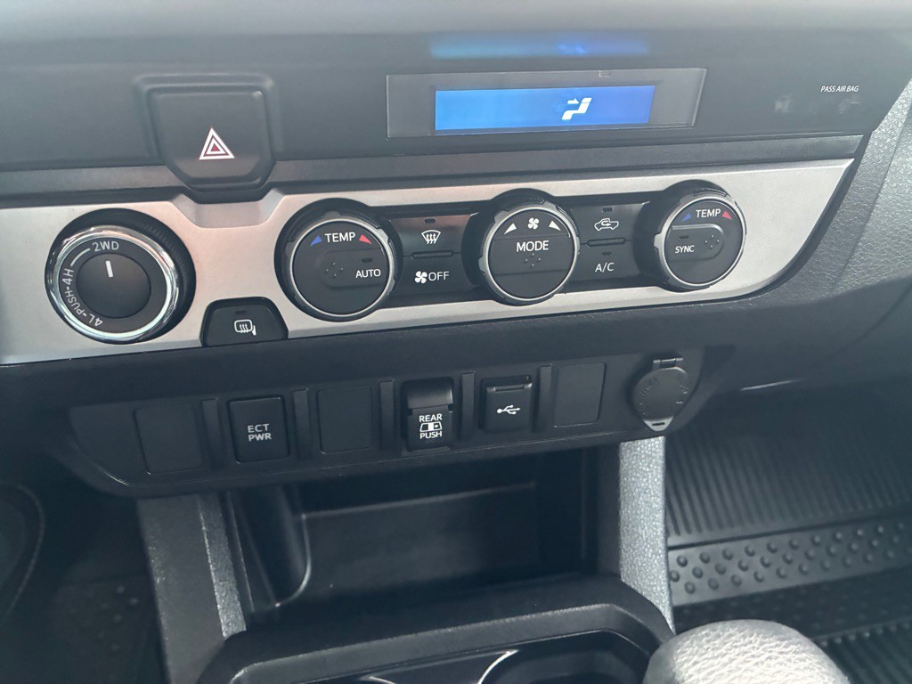2022 Toyota Tacoma Image 44