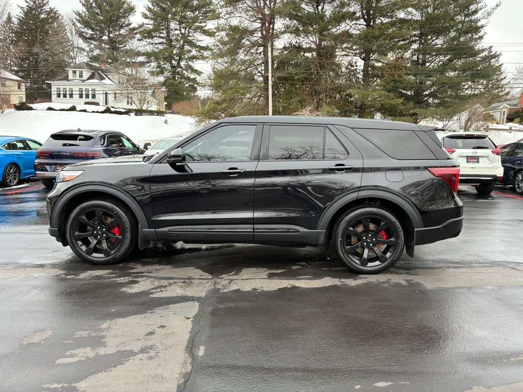 2021 Ford Explorer Image 9