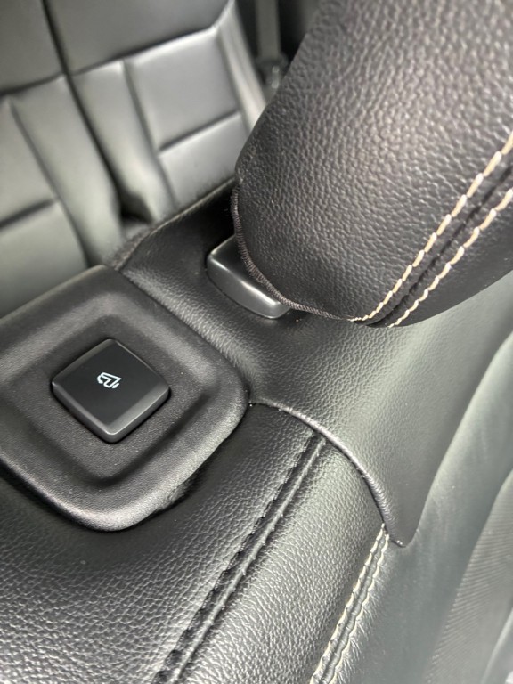 2021 Ford Explorer Image 13