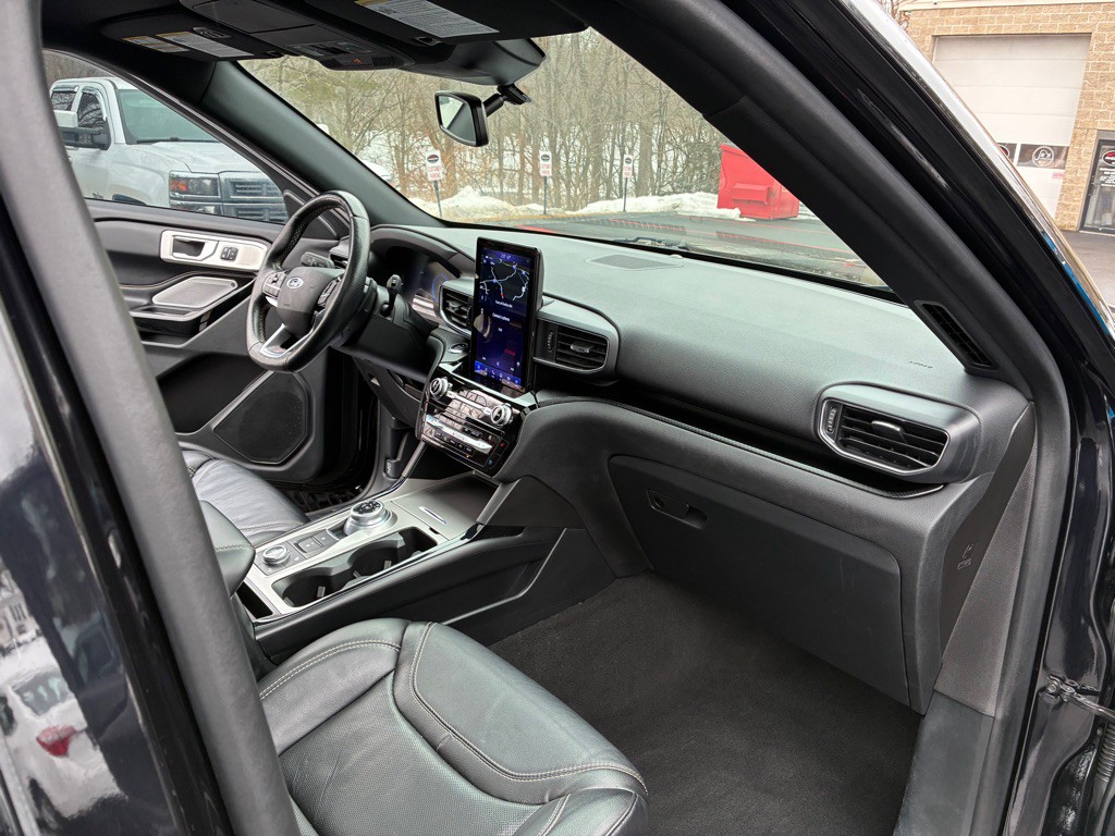 2021 Ford Explorer Image 20