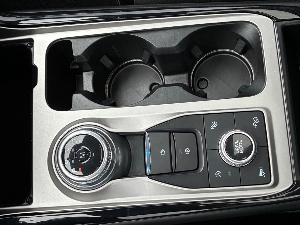 2021 Ford Explorer Image 39