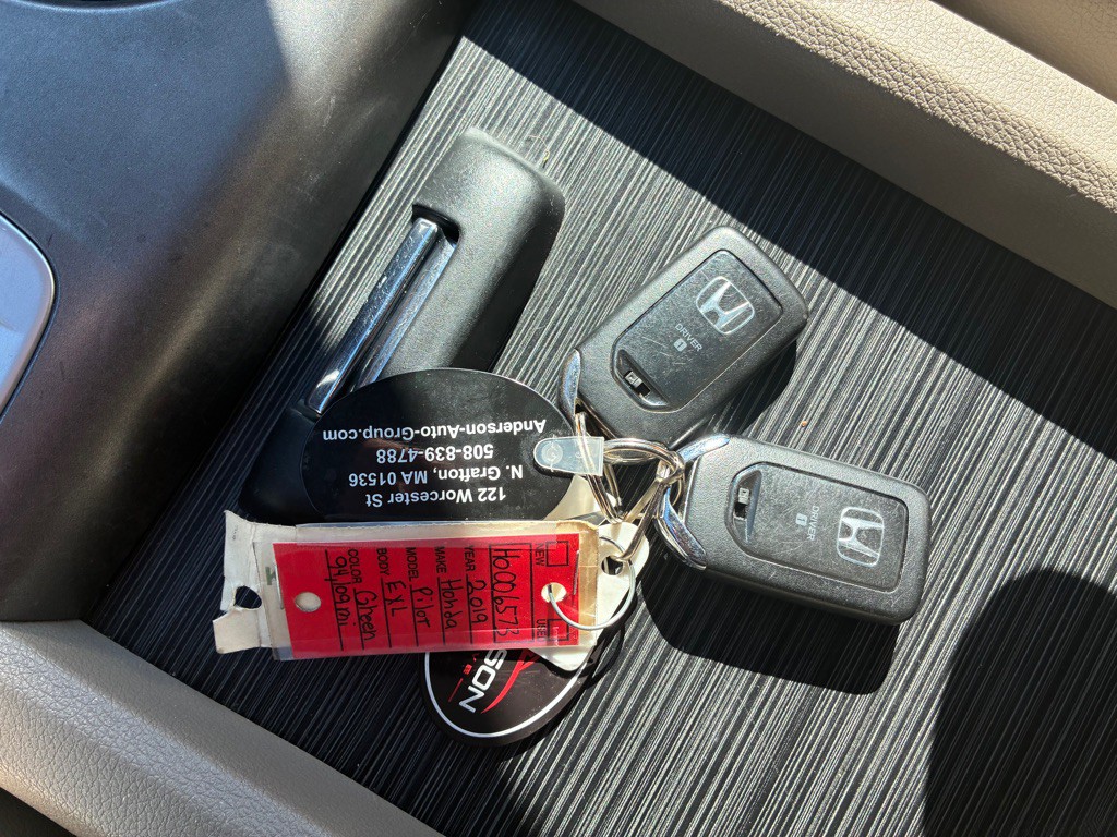 2019 Honda Pilot Image 35