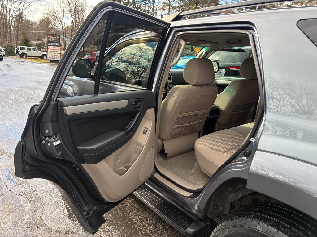 2007 Toyota 4Runner Image 11