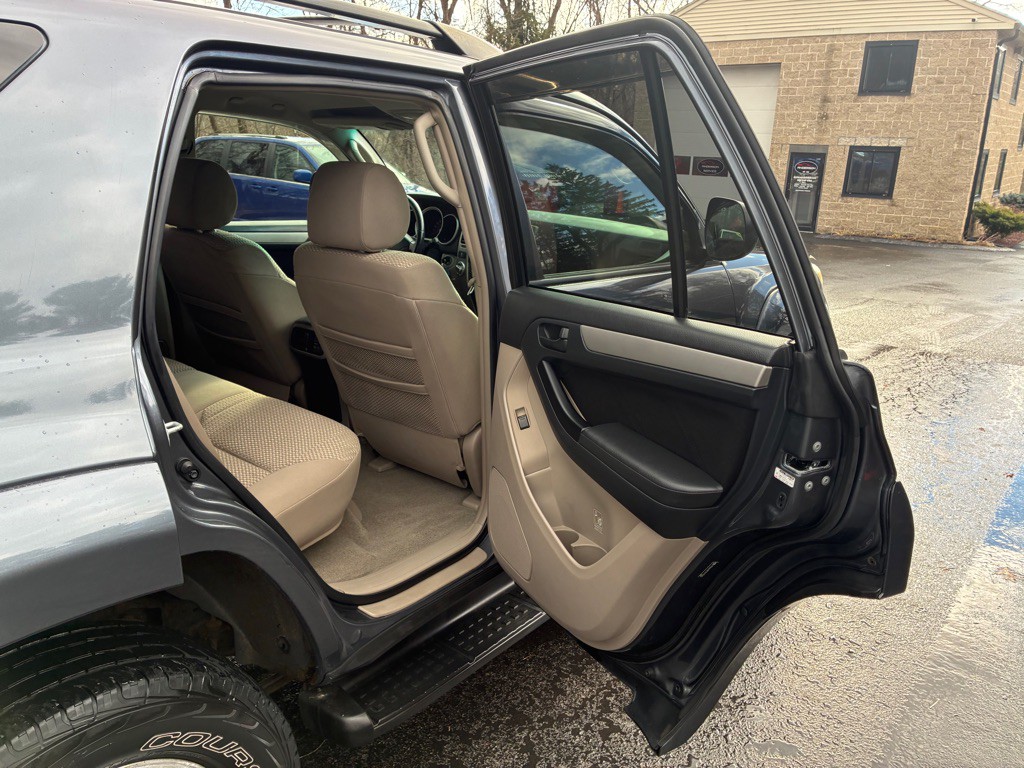 2007 Toyota 4Runner Image 13