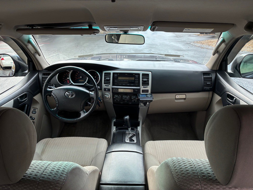 2007 Toyota 4Runner Image 16