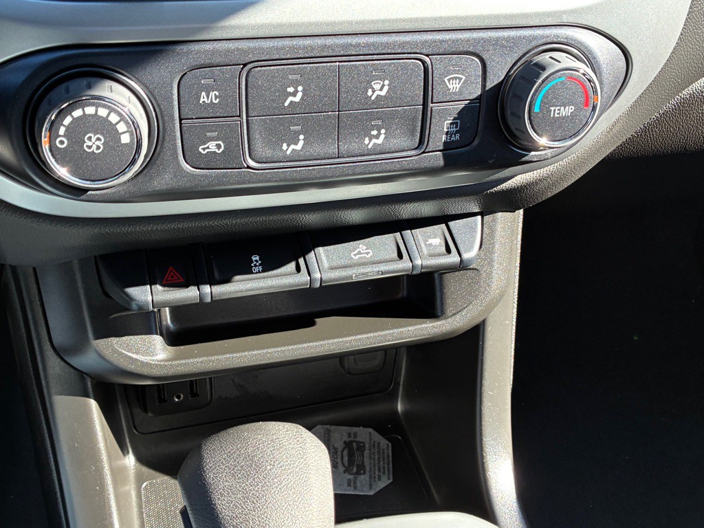 2022 Chevrolet Colorado Image 34