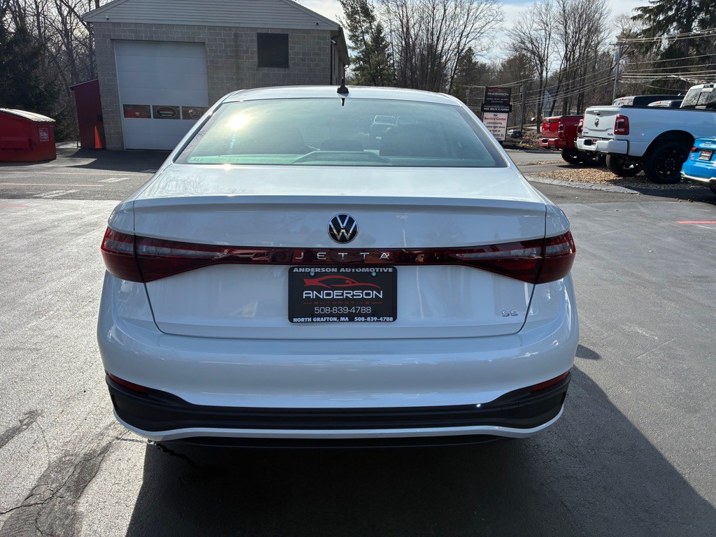 2025 Volkswagen Jetta Image 9