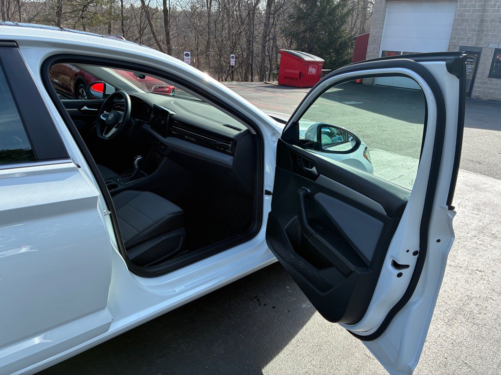 2025 Volkswagen Jetta Image 14
