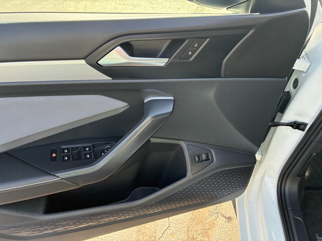 2025 Volkswagen Jetta Image 34