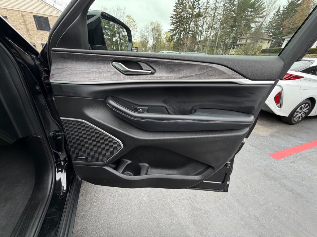 2021 Jeep Grand Cherokee Image 10