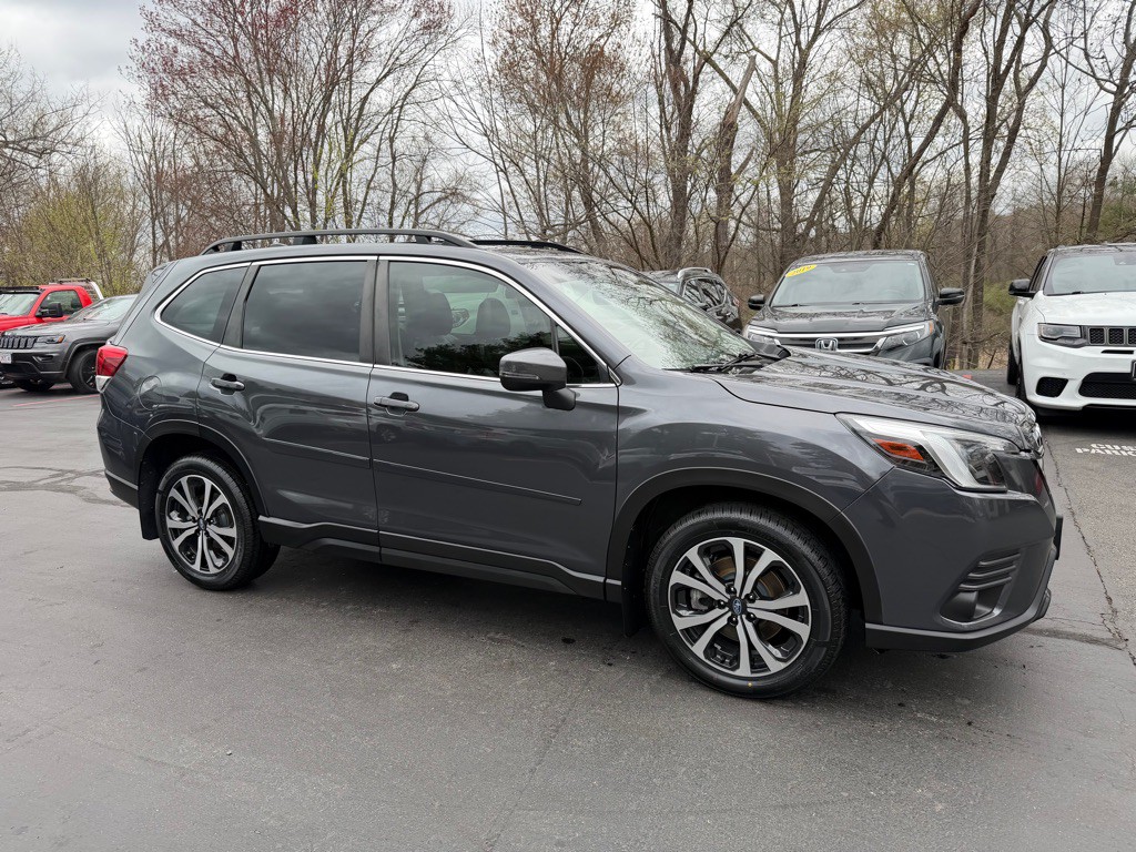 2023 Subaru Forester Image 7