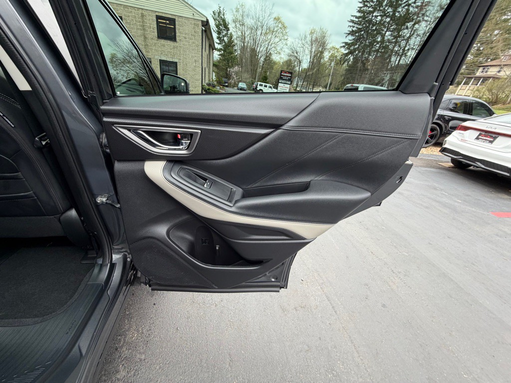 2023 Subaru Forester Image 12