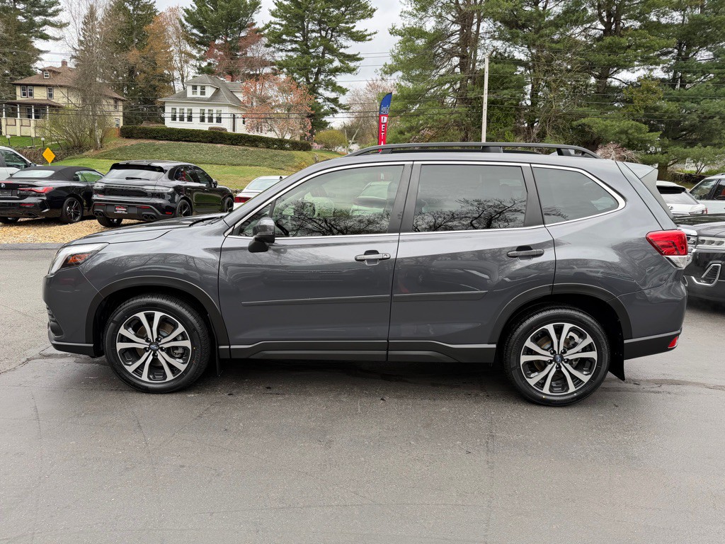 2023 Subaru Forester Image 20
