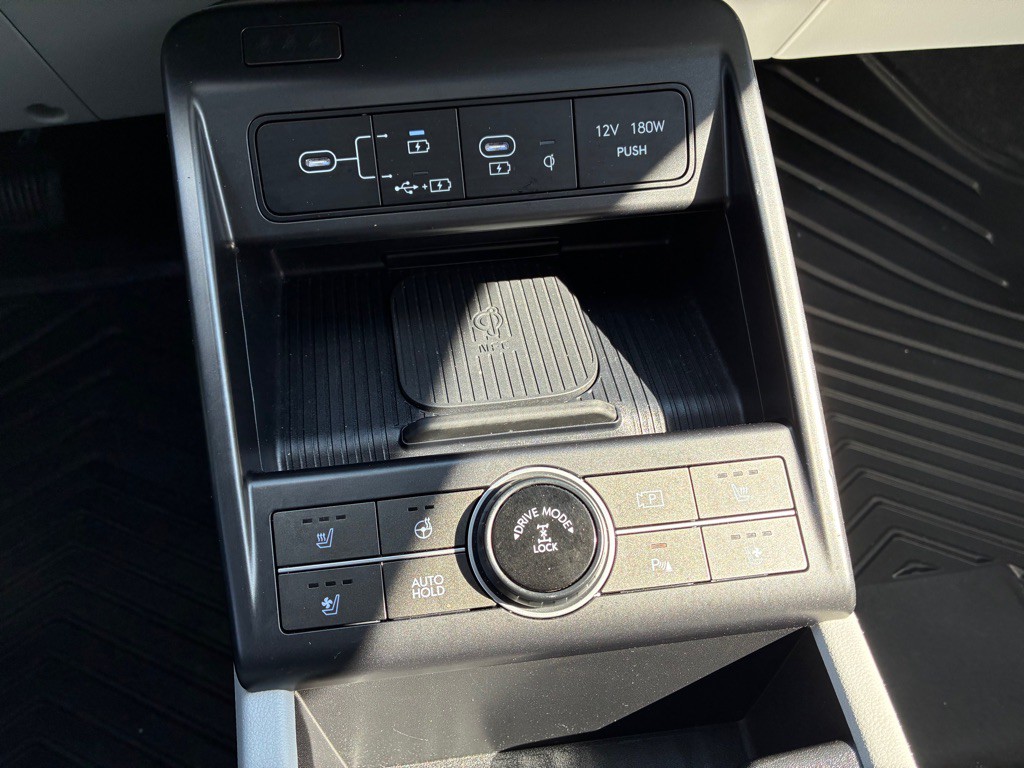 2024 Hyundai Kona Image 32
