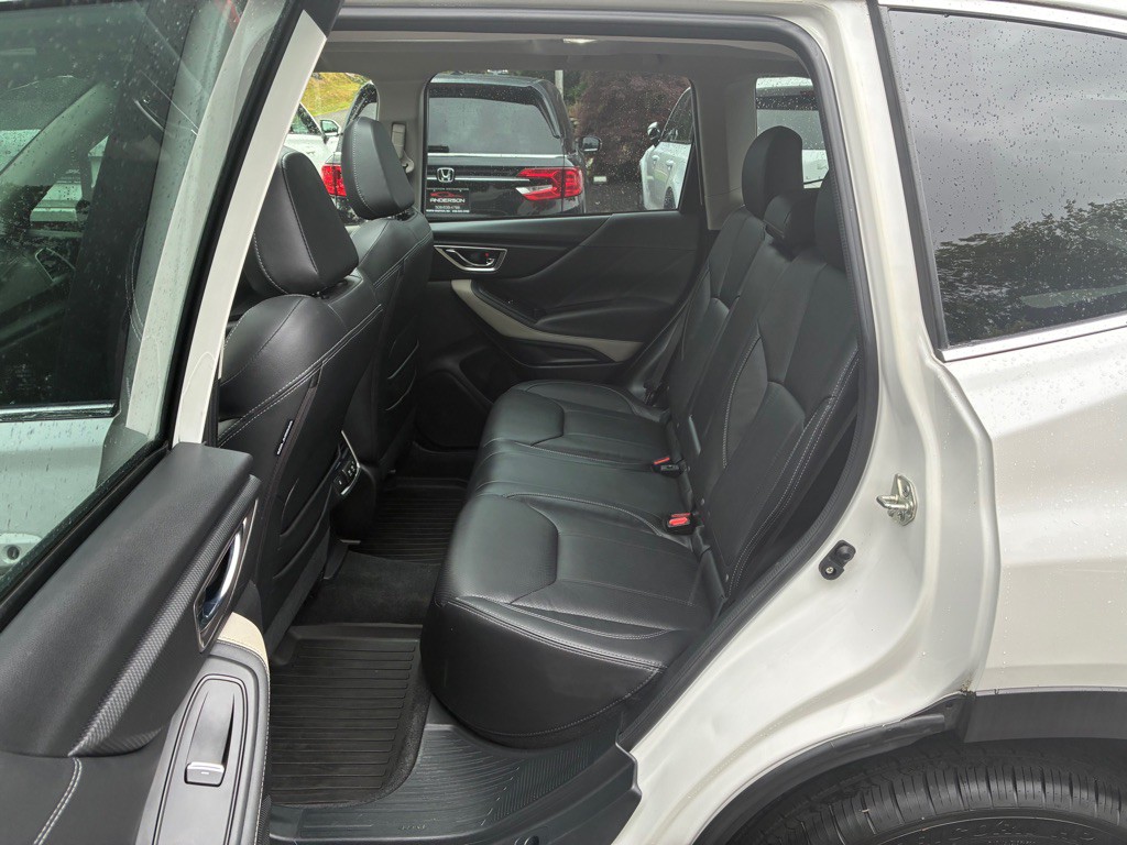 2021 Subaru Forester Image 24