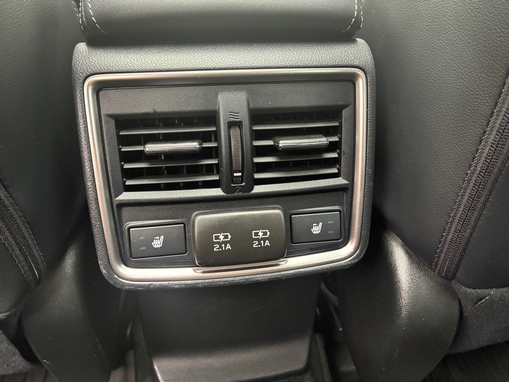 2021 Subaru Forester Image 27