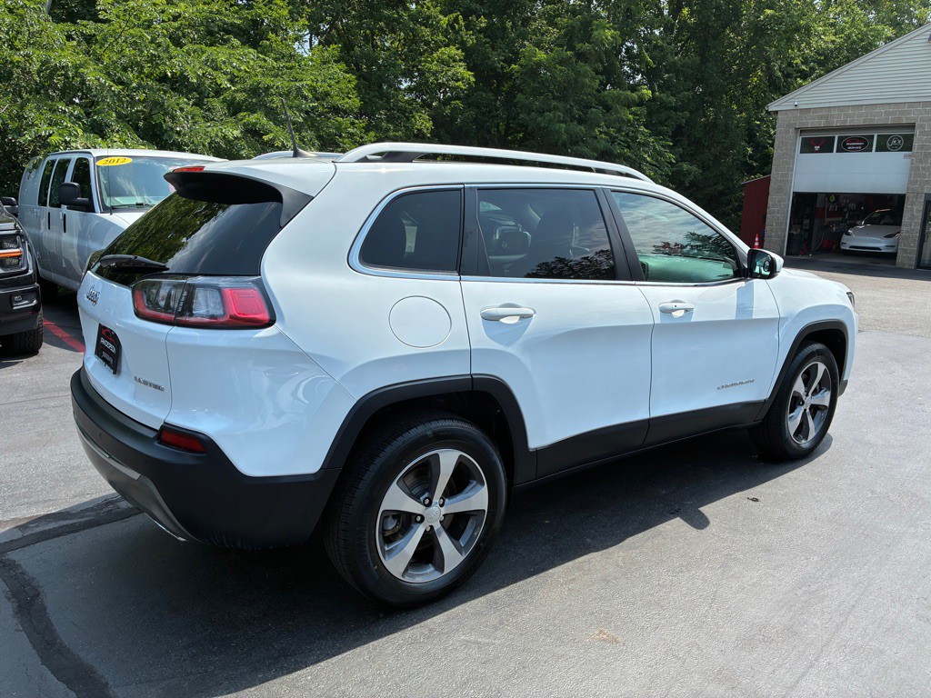 2020 Jeep Cherokee Image 7