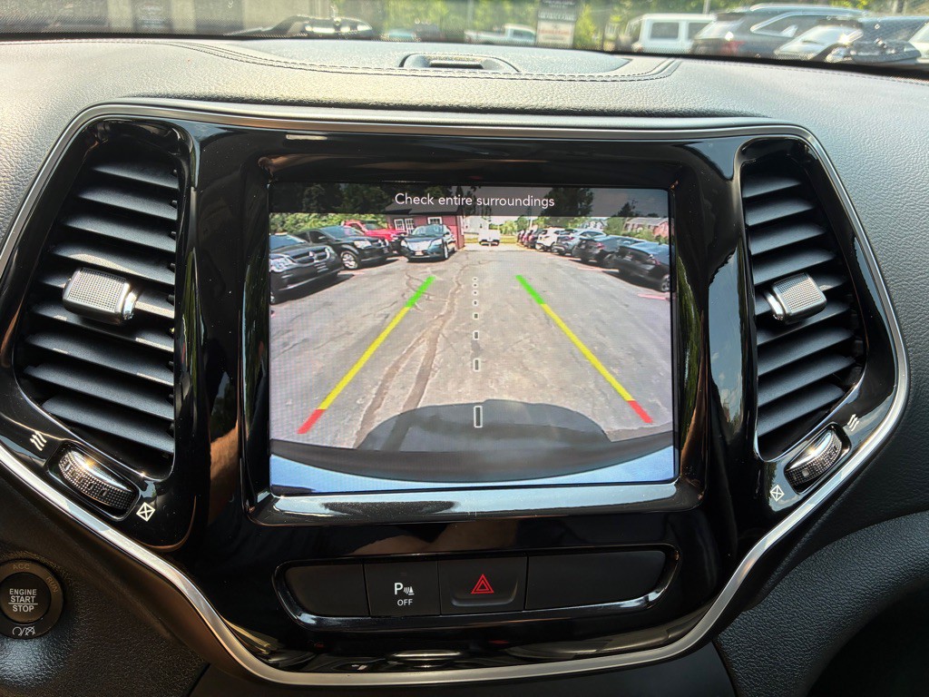 2020 Jeep Cherokee Image 27
