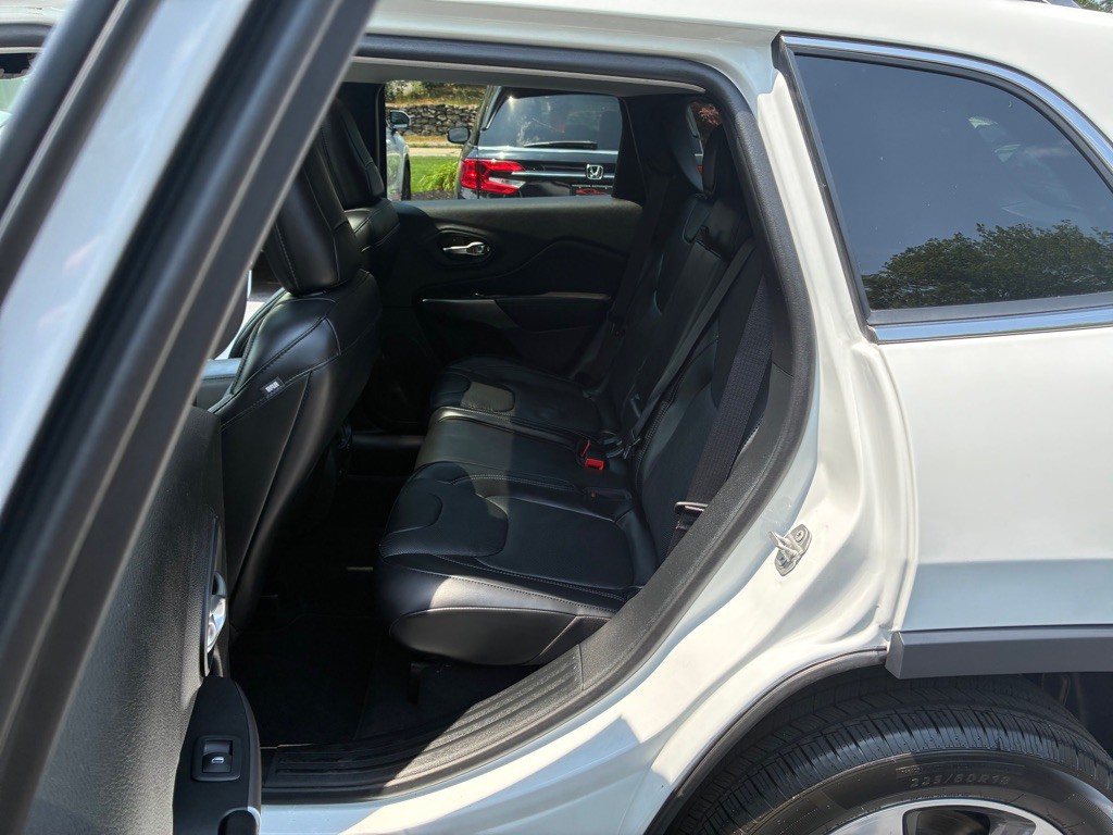 2020 Jeep Cherokee Image 36