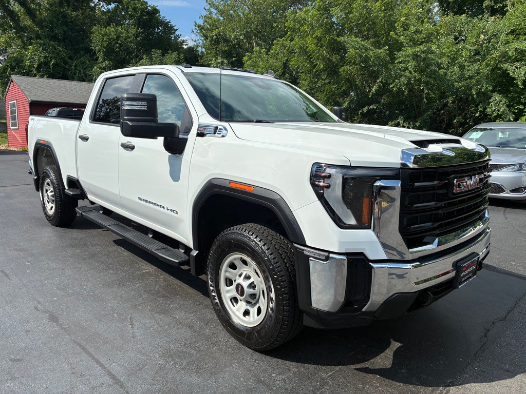 2024 GMC Sierra Image 4