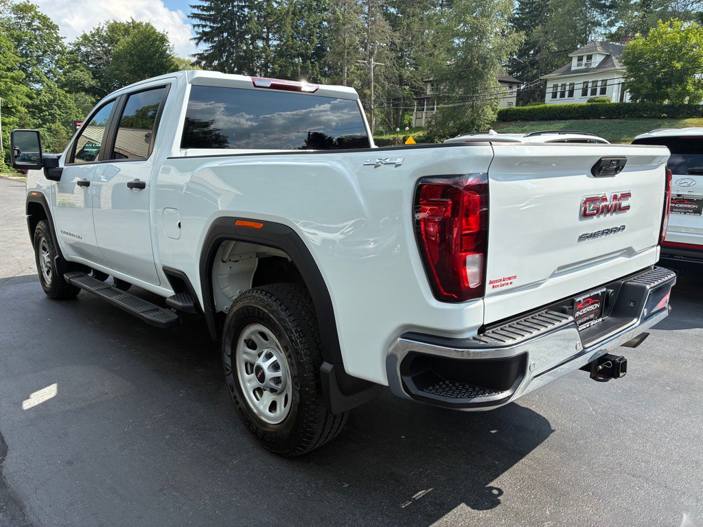 2024 GMC Sierra Image 9