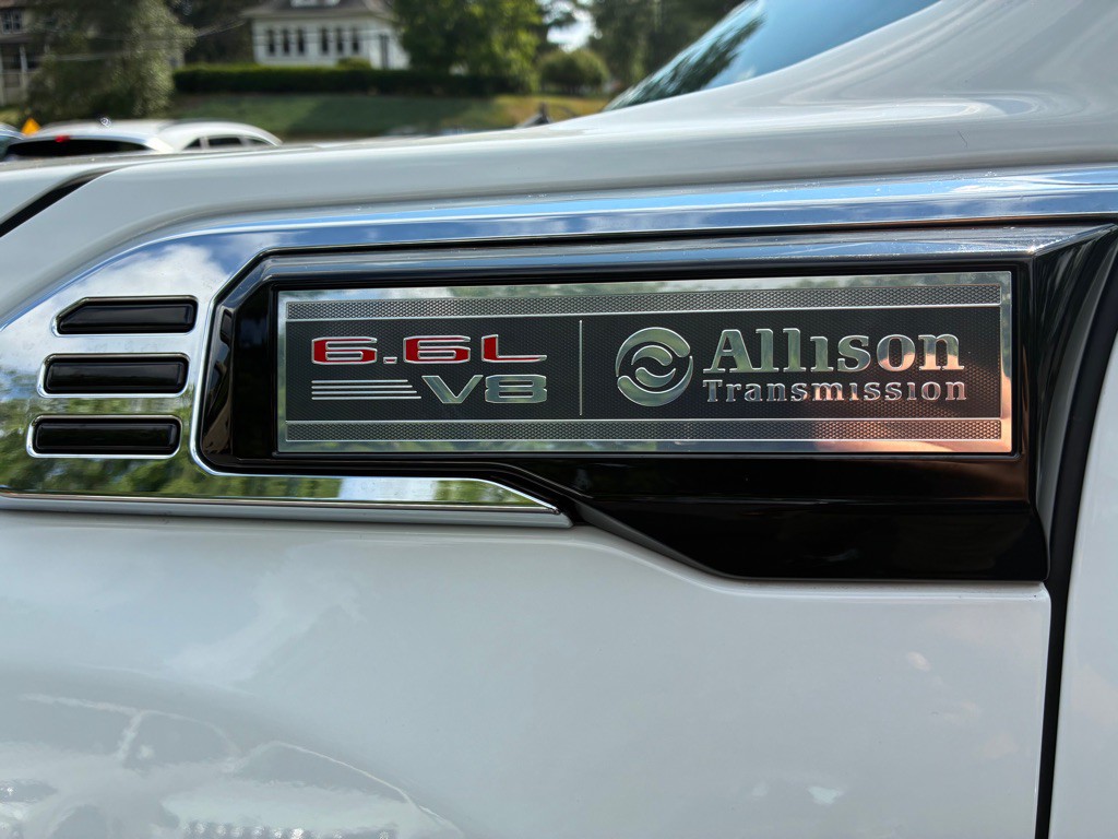 2024 GMC Sierra Image 11