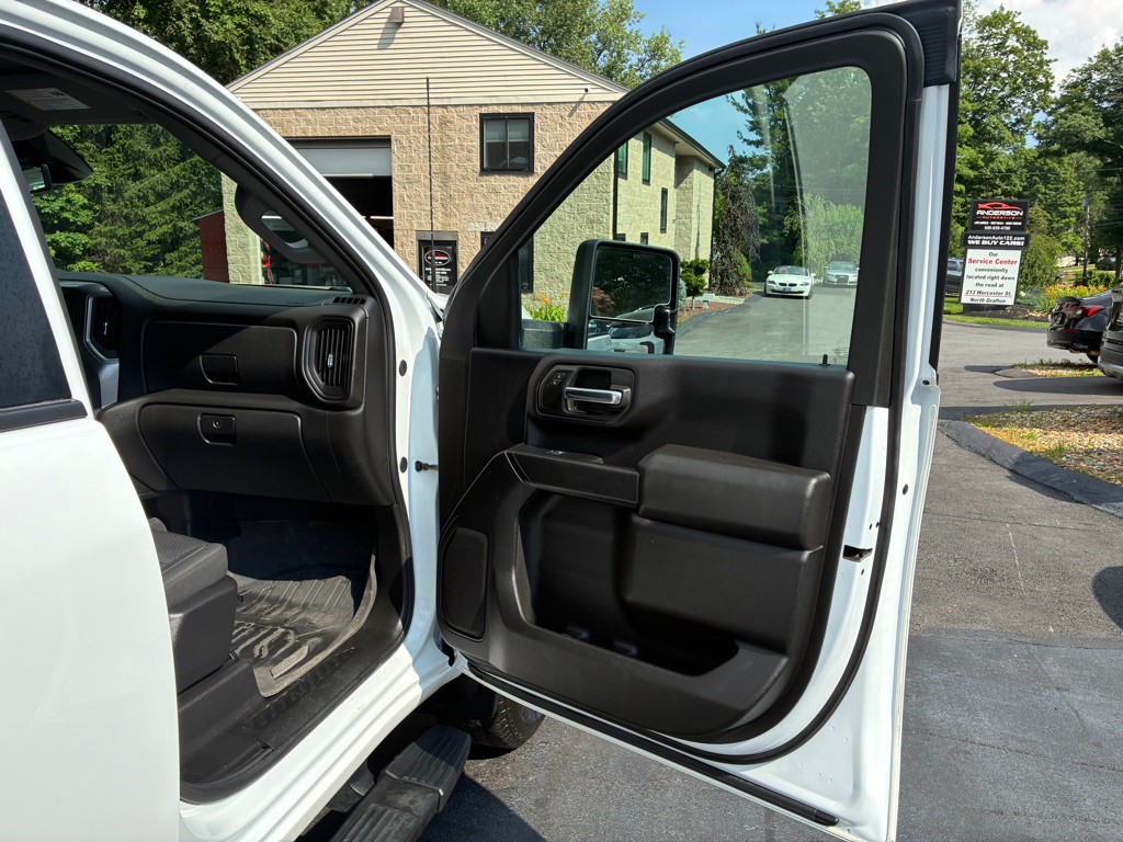 2024 GMC Sierra Image 17