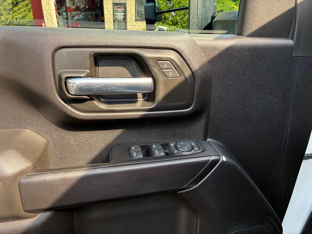 2024 GMC Sierra Image 27