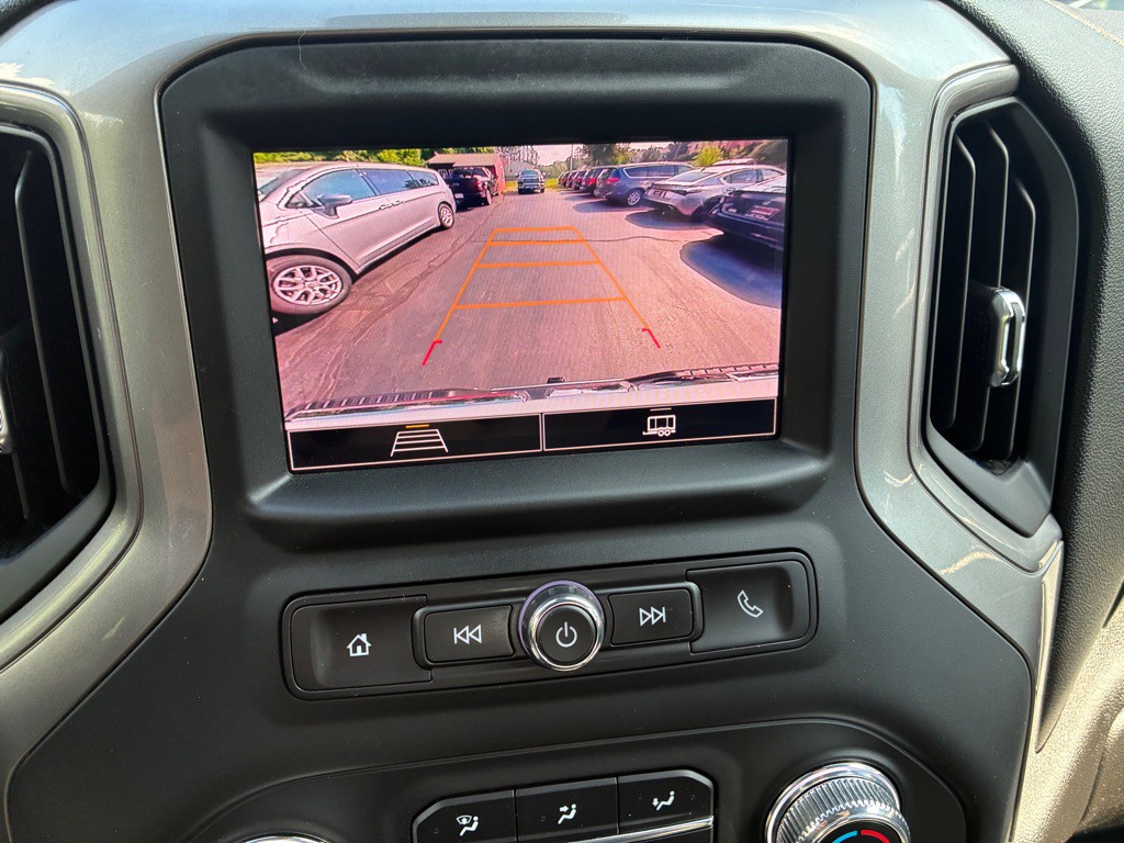 2024 GMC Sierra Image 36