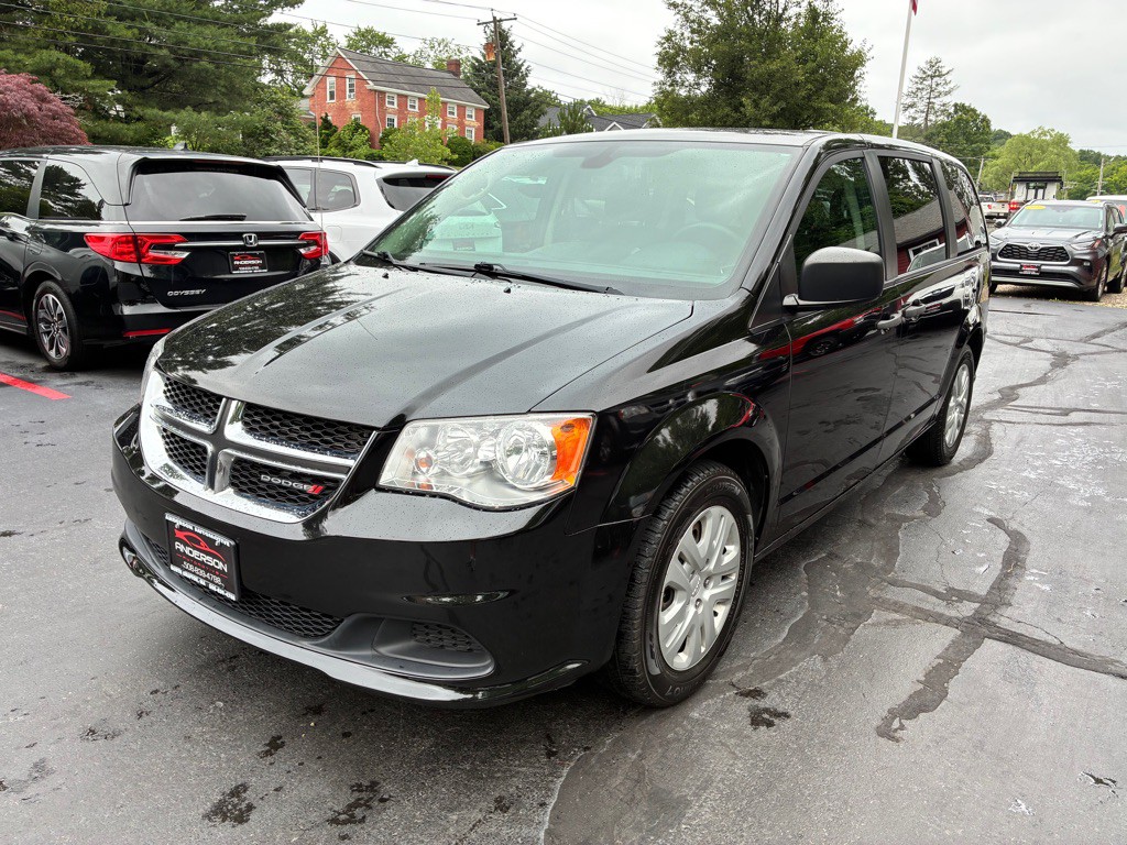 2019 Dodge Grand Caravan Image 2