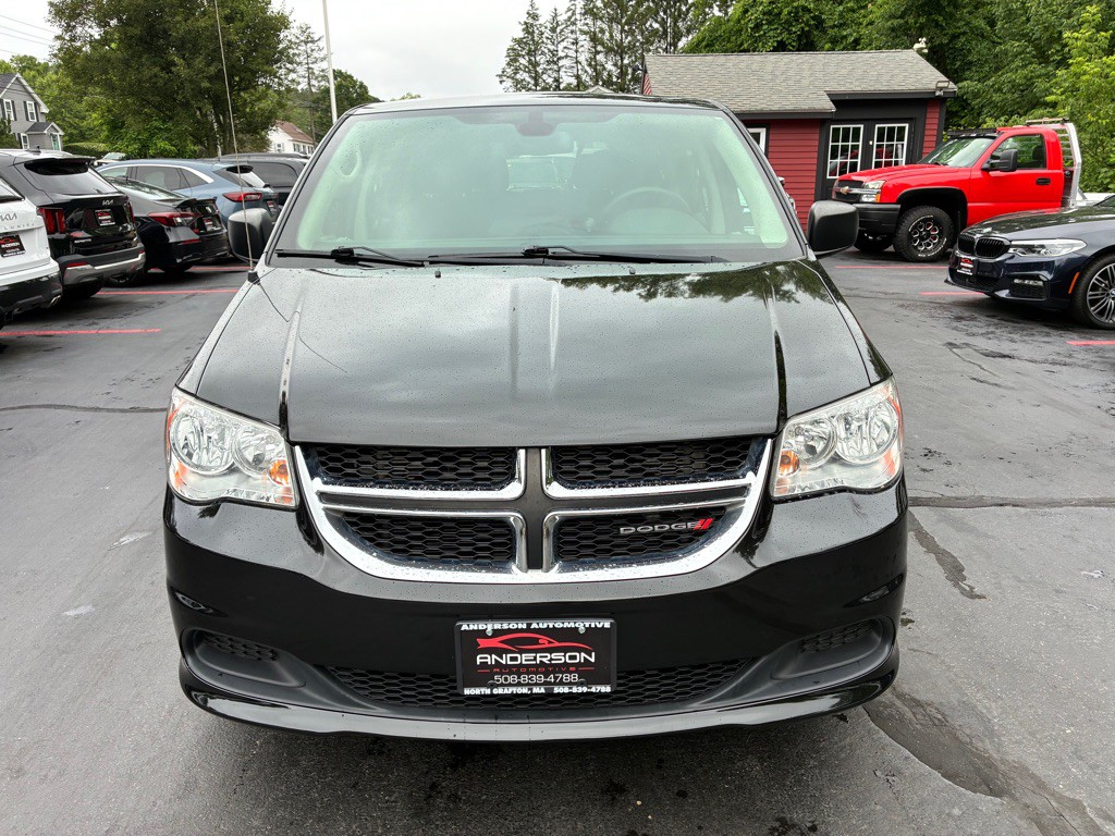 2019 Dodge Grand Caravan Image 3