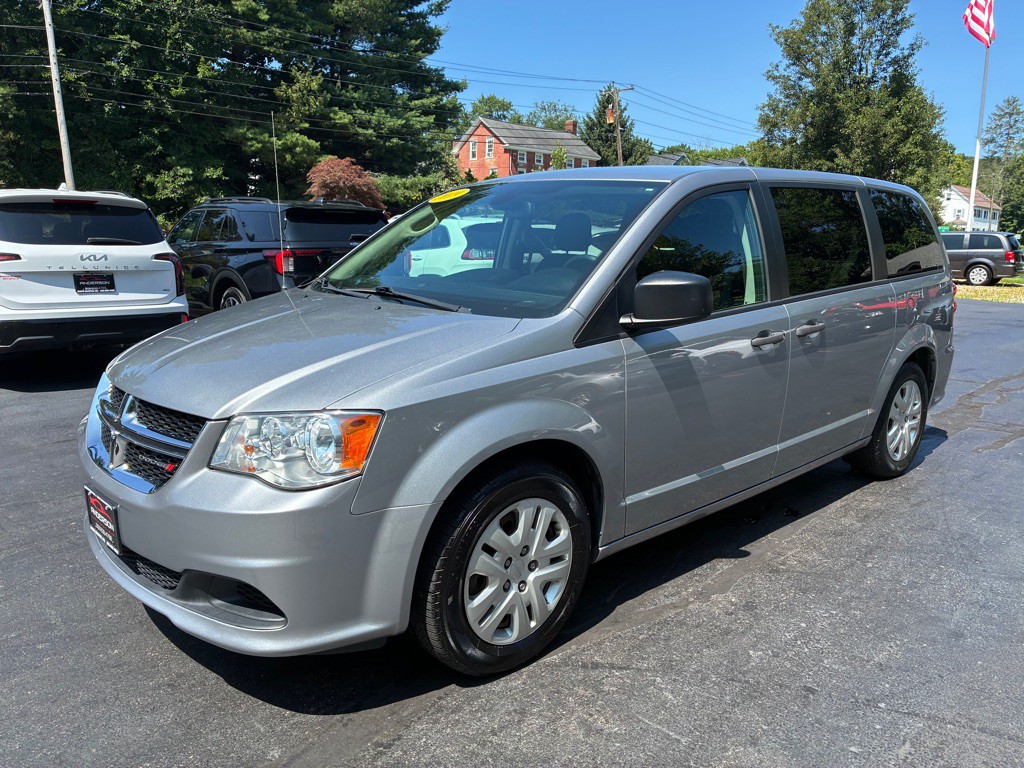2019 Dodge Grand Caravan Image 2