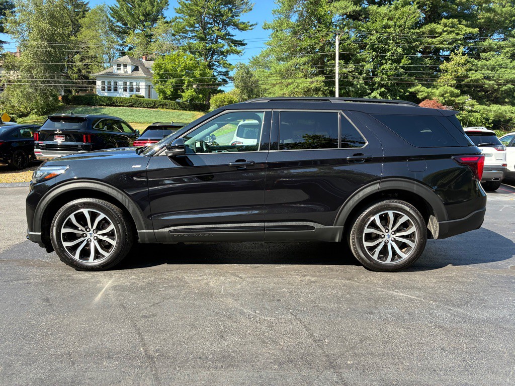 2025 Ford Explorer Image 11